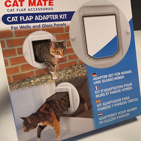 Cat Mate katteluke-monteringsadapter for vegger og vindusglass