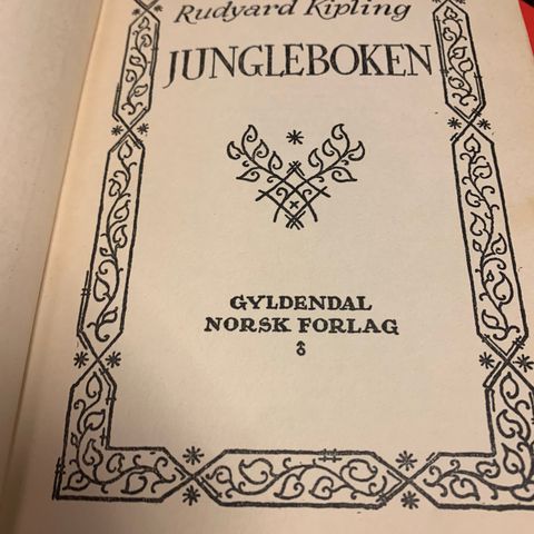 Rudyard Kippling sin bok Jungelboken til salgs.