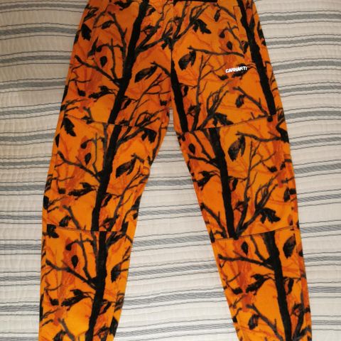 Carhartt WIP Beaufort Sweat Pant Camo Tree Orange Reflective Grey