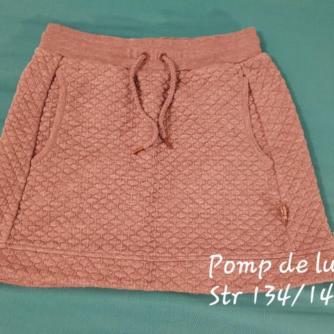 Pomp de lux Str 134/140