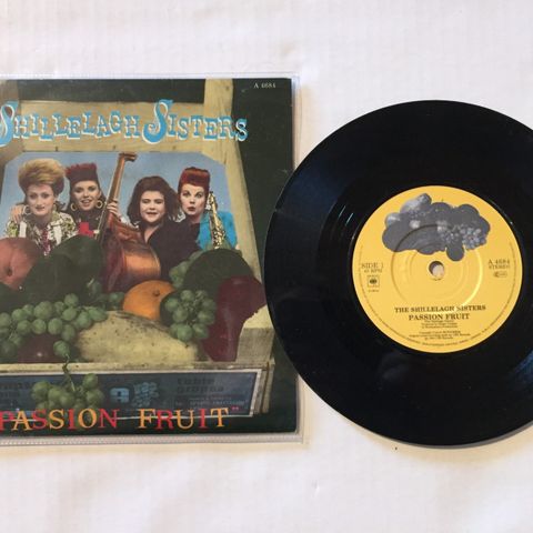 THE SHILLELAG SISTERS / PASSION FRUIT - 7" VINYL SINGLE (ROCKABILLY)