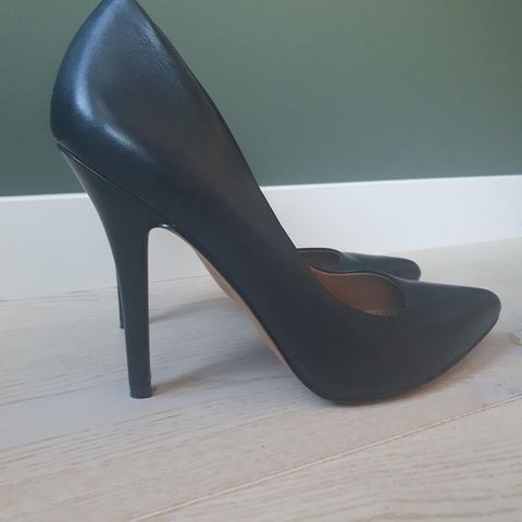 Aldo klassisk pumps str 38