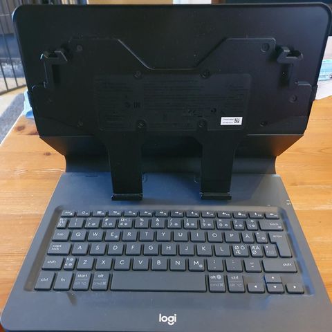 Logitech Universal Folio Keyboard