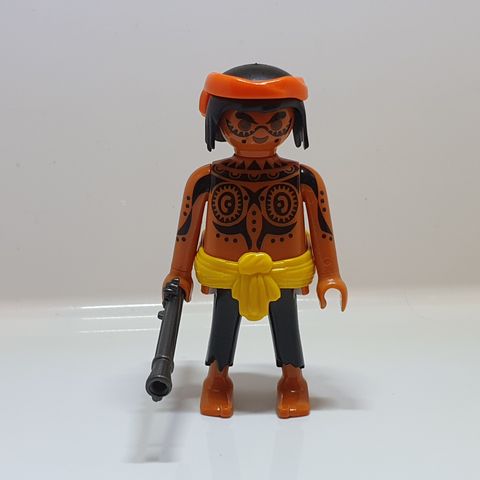 Playmobil Pirate (Maori)