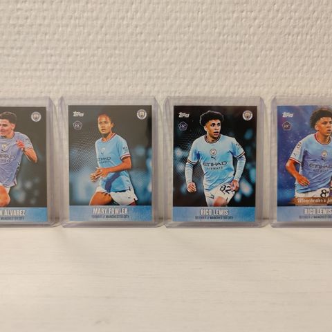 4x ROOKIE LOT fra Topps Manchester City Official Team Set