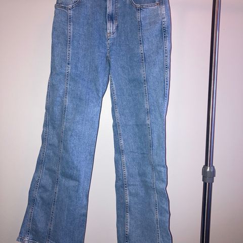 Jeans/bukse/dongeribukse, størrelse S selges. Cubus high waist, wide.