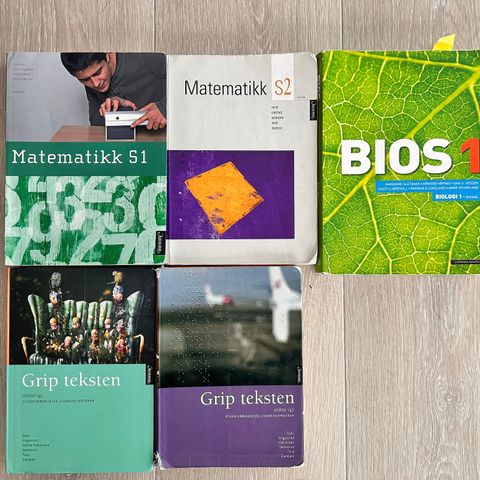 Bøker: BIOS 1, Matematikk S1 + S2, Grip Teksten (Vg2 og Vg3)