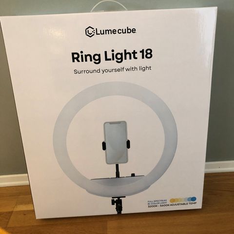 Ring light 18 - Uåpnet Lumecube