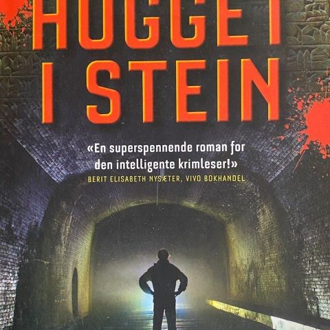 Christen Krogh: "Hugget i stein". Kriminalroman. Paperback