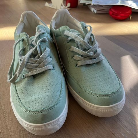 Sneakers ubrukte, str 40