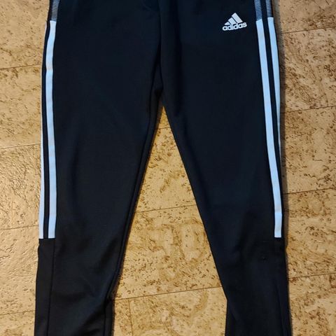 Adidas joggebukse