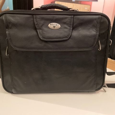 Antler Laptop bag i skinn !