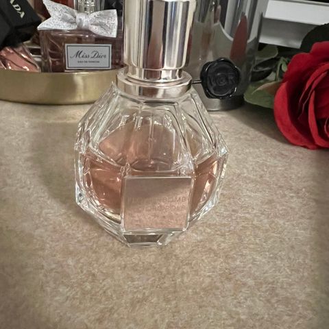 Viktor&Rolf flowerbomb EDP