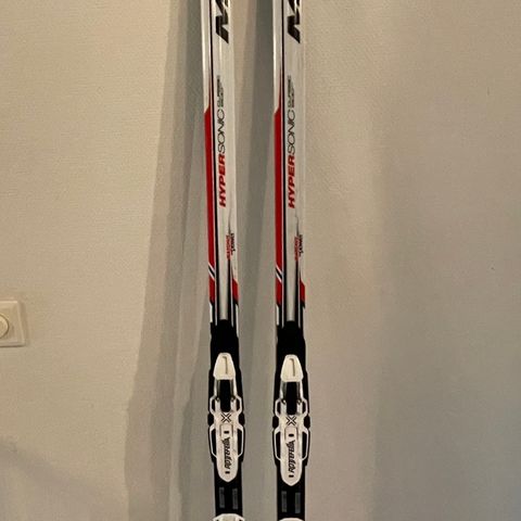Diverse ski 180-200 cm