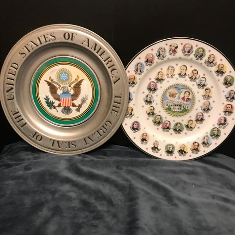To tallerkener fra USA