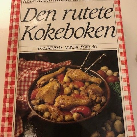 Den rutede kokeboken. Ingrid Espelid Hovig. Pen.