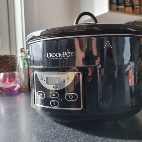 Crockpot slow cooker (Merke: Crock-Pot)