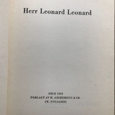 Herr Leonard Leonard av Kjell Askildsen