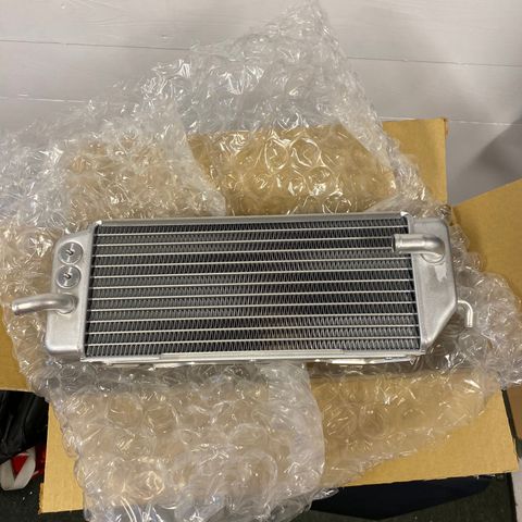 Radiator kawasaki kx 250f.