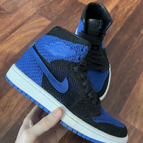 Air Jordan 1 retro high OG flyknit royal størrelse 35,5