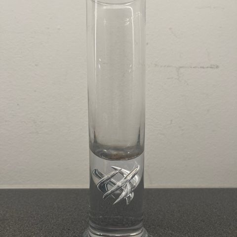 Glass vase