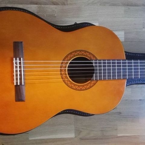 Yamaha klassisk gitar