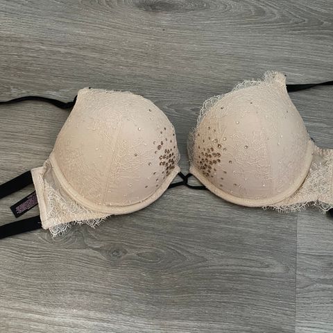 Victoria secret bh 34c