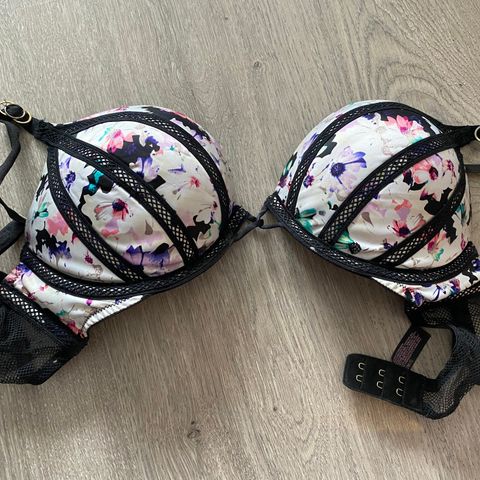 Victoria secret bh 34c