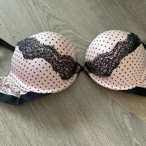 Victoria secret bh 34c