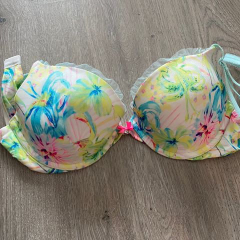 Victoria secret bh 34c