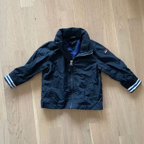 Tommy Hilfiger jakke str 80