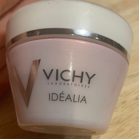 Vichy Idealia Dagkrem Tørr 50 ml