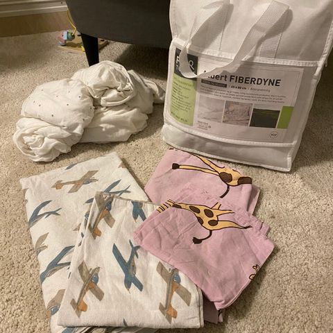 Babydyne, laken og sengetøy