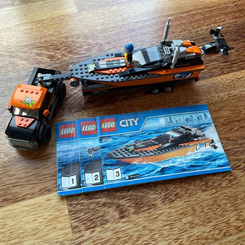 Lego City 60085, 4x4 med speedbåt