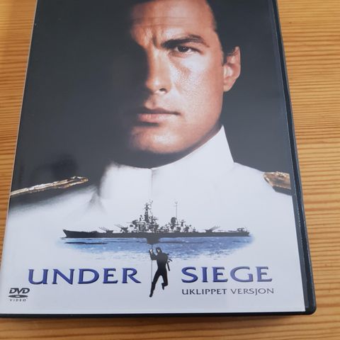 Under Siege med Steven Seagal