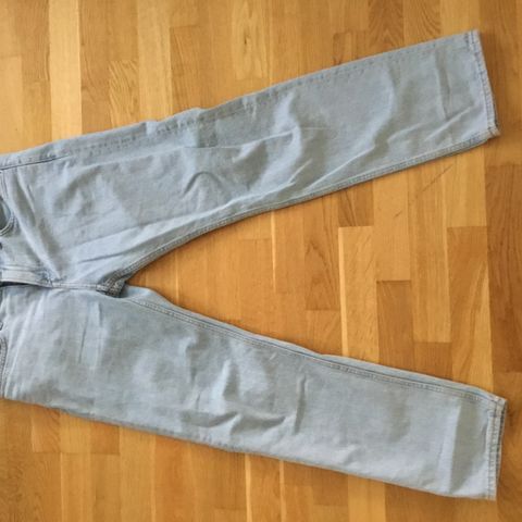 Herrebukse jeans 500kr