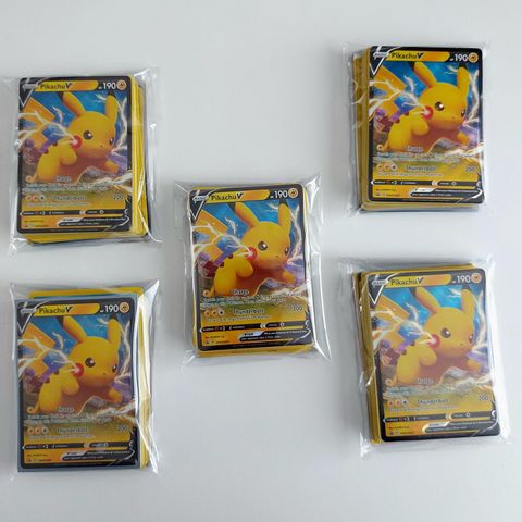 Mystery pokemonpakker med 40 kort - Pikachukort i alle pakkene!