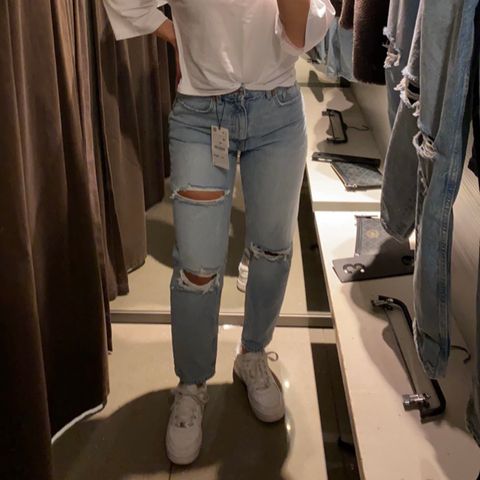 Zara jeans