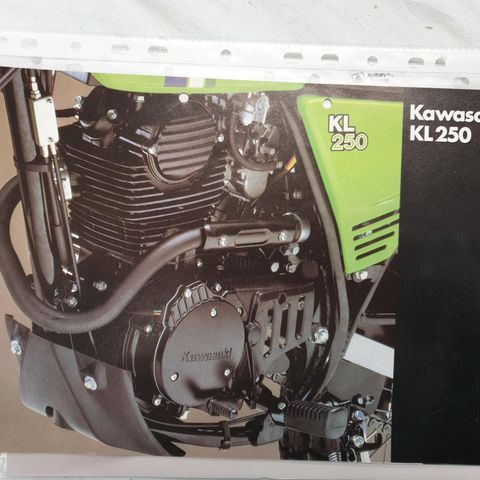 Kawasaki KL 250 Brosjyre