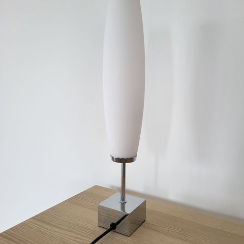 Herstal  Micro Zenta bordlampe