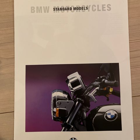 BMW «standard models» 1994 brosjyre.