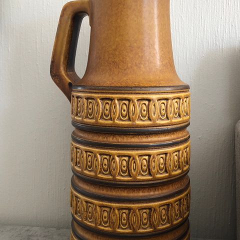 Høy krukke / vase fra Vest Tyskland