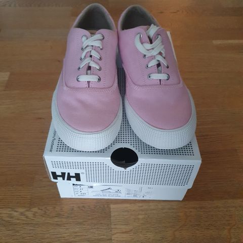 Helt nye Helly Hansen sneakers, str37