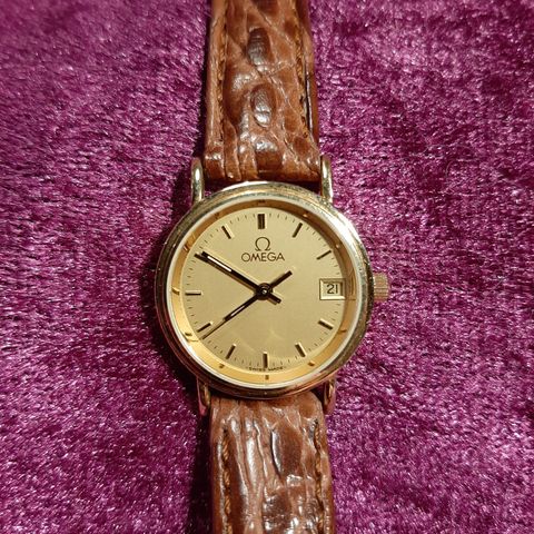 Vintage Omega De Ville Jubilee armbåndsur i 18K gull