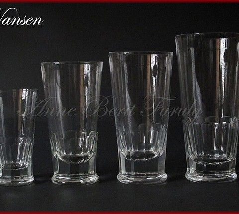 Hadeland glass Nansen m/Louisesliping 1899-1940.