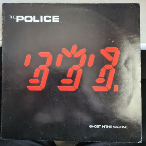 The police   - 99,- frakt (norgespakke) + 2500 lper