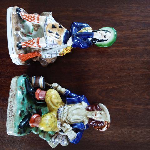 Figurer Staffordshire porcelane, figurer