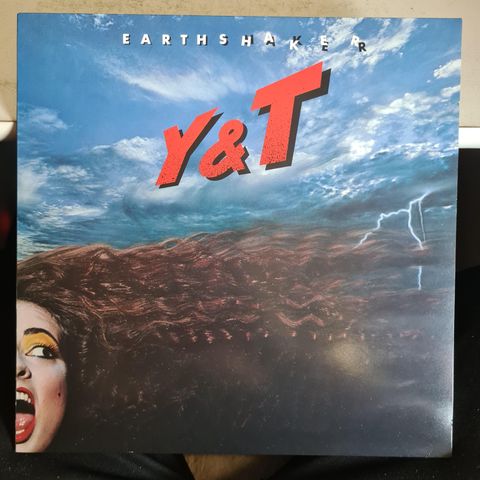 Y &  t  - frakt 99,- ( norgespakke) sendes kjapt! 2500 lp!