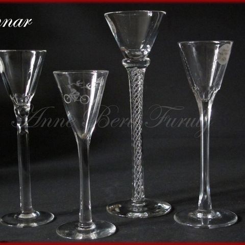 Hadeland glass Pinnarer 1899-1940.