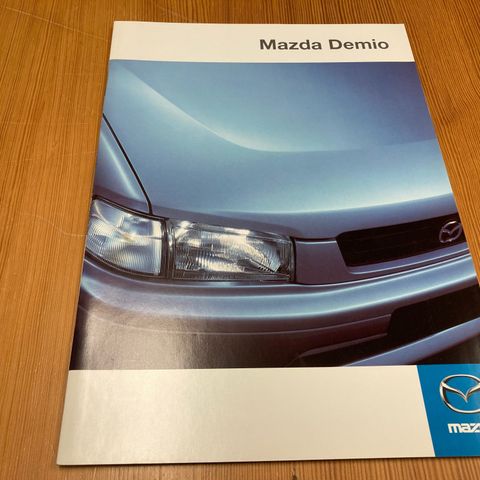 BILBROSJYRE - MAZDA DEMIO - 1998